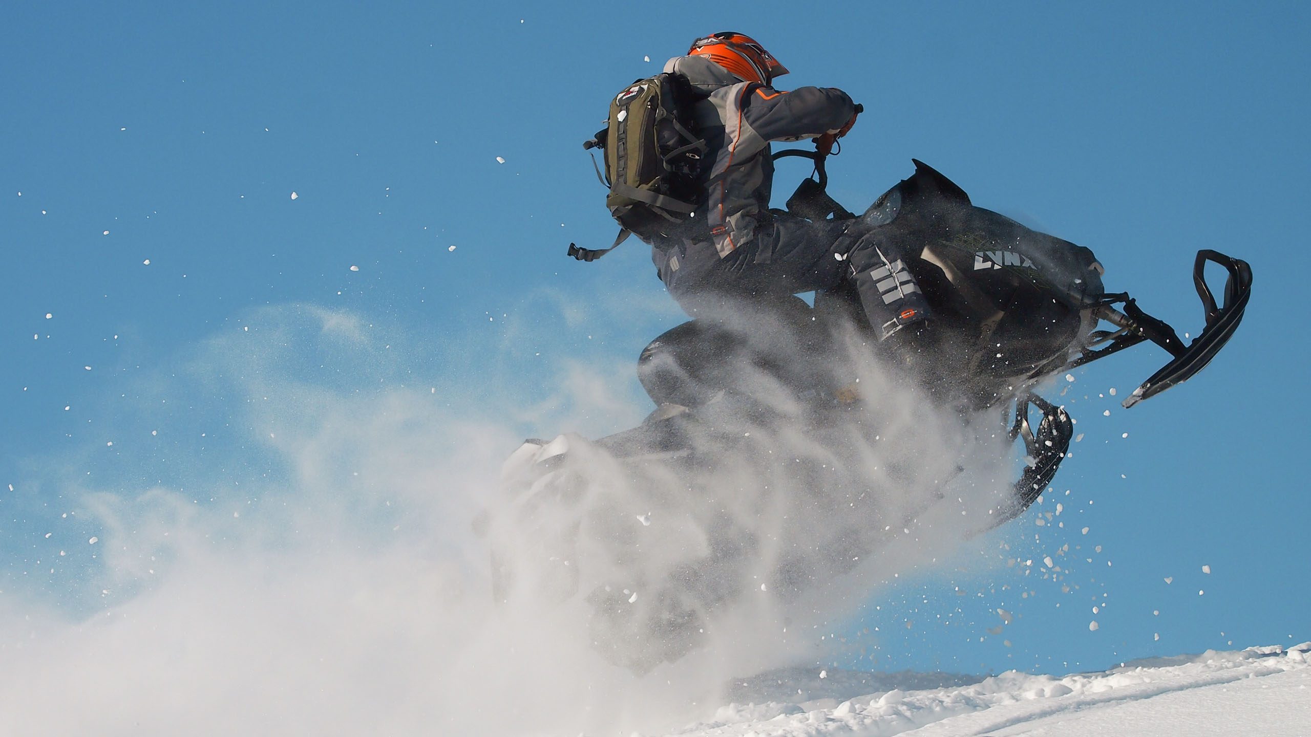 Snowmobiling, Levi / Arctic Expeditions - Norwegian pro riding, Villi Pohjola / Wild Nordic Finland @wildnordicfinland