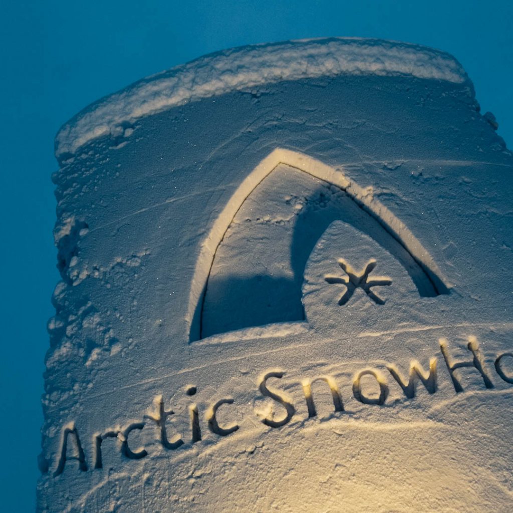 Experience the Northern Lights at the Arctic Snow Hotel with Dinner, Rovaniemi, Villi Pohjola / Wild Nordic Finland @wildnordicfinland