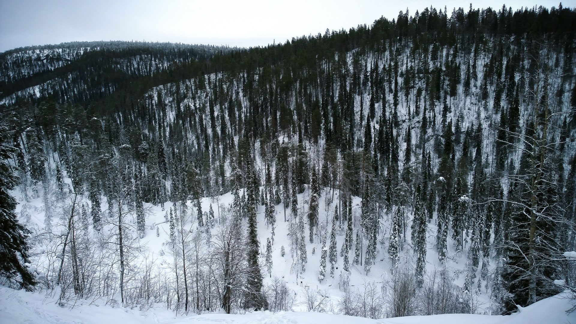 Visit to the Frozen Waterfalls of Korouoma National Park, Rovaniemi, Wild Nordic Finland @wildnordicfinland