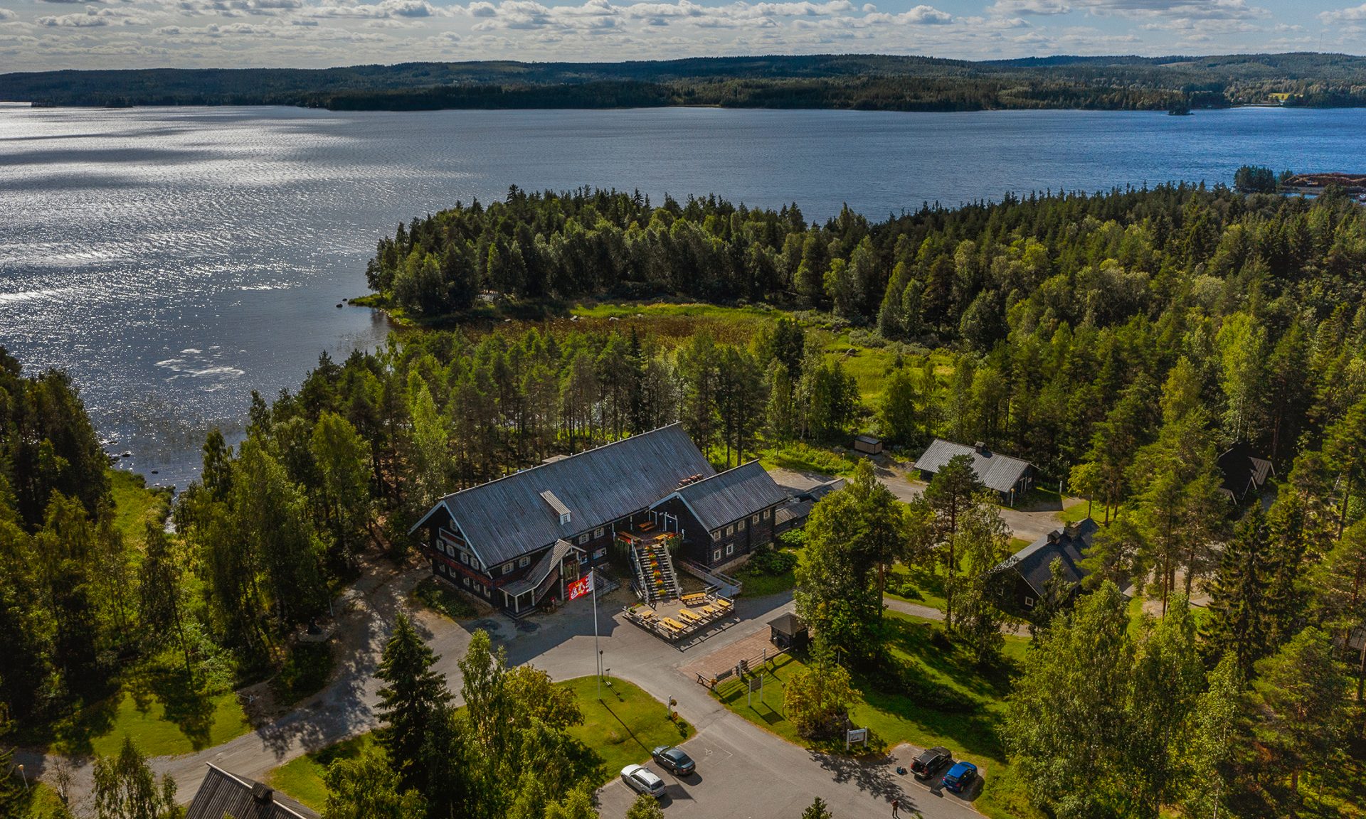 Bomba / Kalevanhovi safarihouse, ilmakuva, Wild Nordic Finland @wildnordicfinland