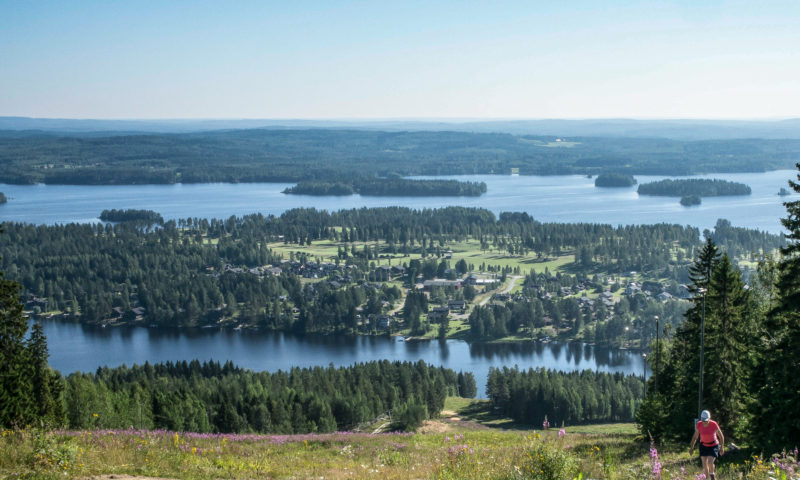 Tahko activities / hiking in Tahkovuori. Tahko / patikkaretki tahkovuorella, Villi Pohjola / Wild Nordic Finland @wildnordicfinland