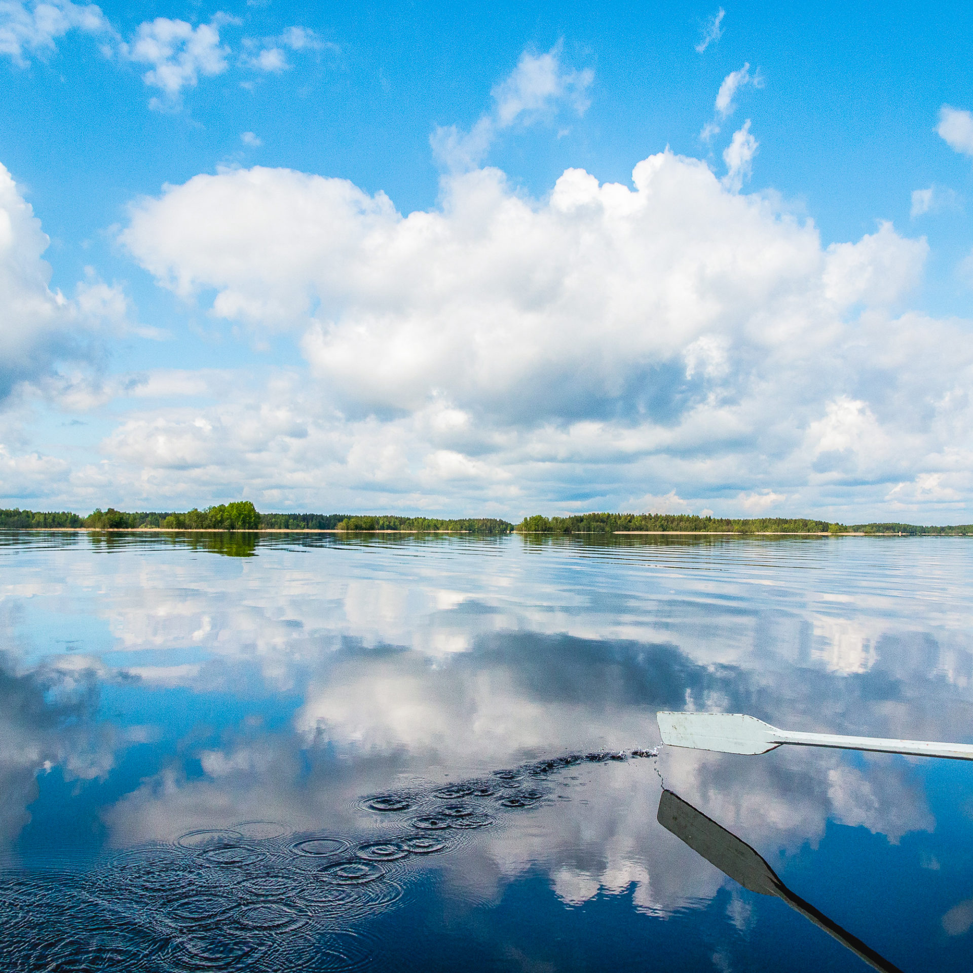 Tahko Rental summer - rowing boat. Tahko vuokravälineet / kesä - soutuvene. Villi Pohjola / Wild Nordic Finland @wildnordicfinland