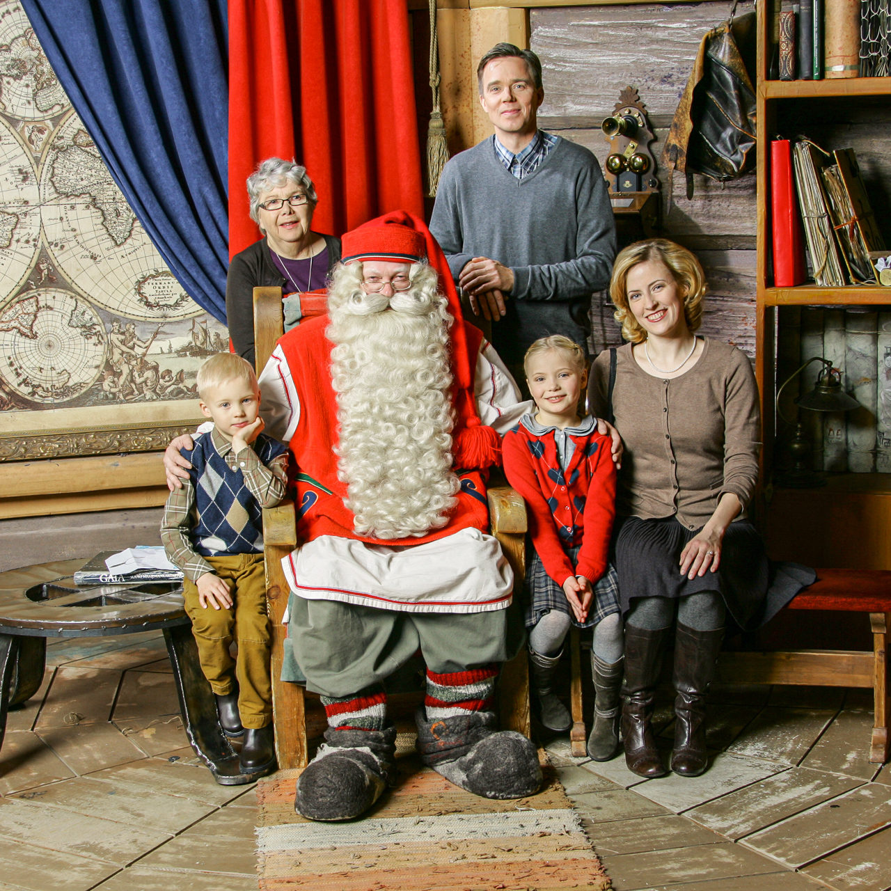 Rovaniemi activities – Visit to Santa Claus. Wild Nordic Finland @wildnordicfinland