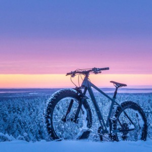 Electric Fat Biking tour in the Snowy Landscape of Levi
