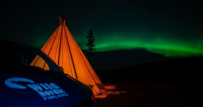 Northern Lights by Van Wild Nordic Finland Aurora Borealis tour in Rovaniemi Finland