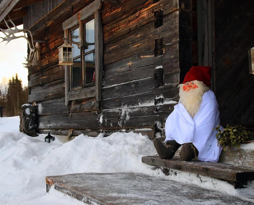 Traditional Riverbank Sauna in Elves Village Levi